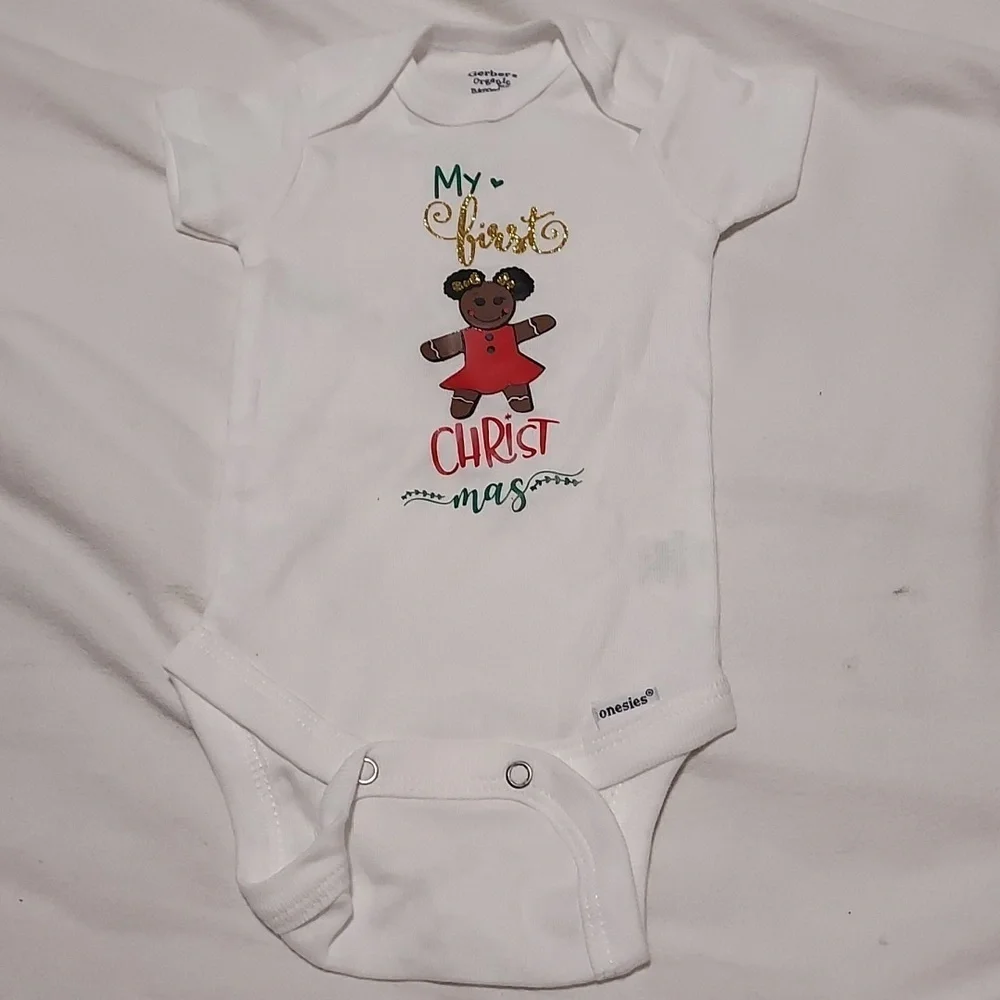 MY first Christmas Gerber one piece size 0-3 M new without tag never worn 100%co